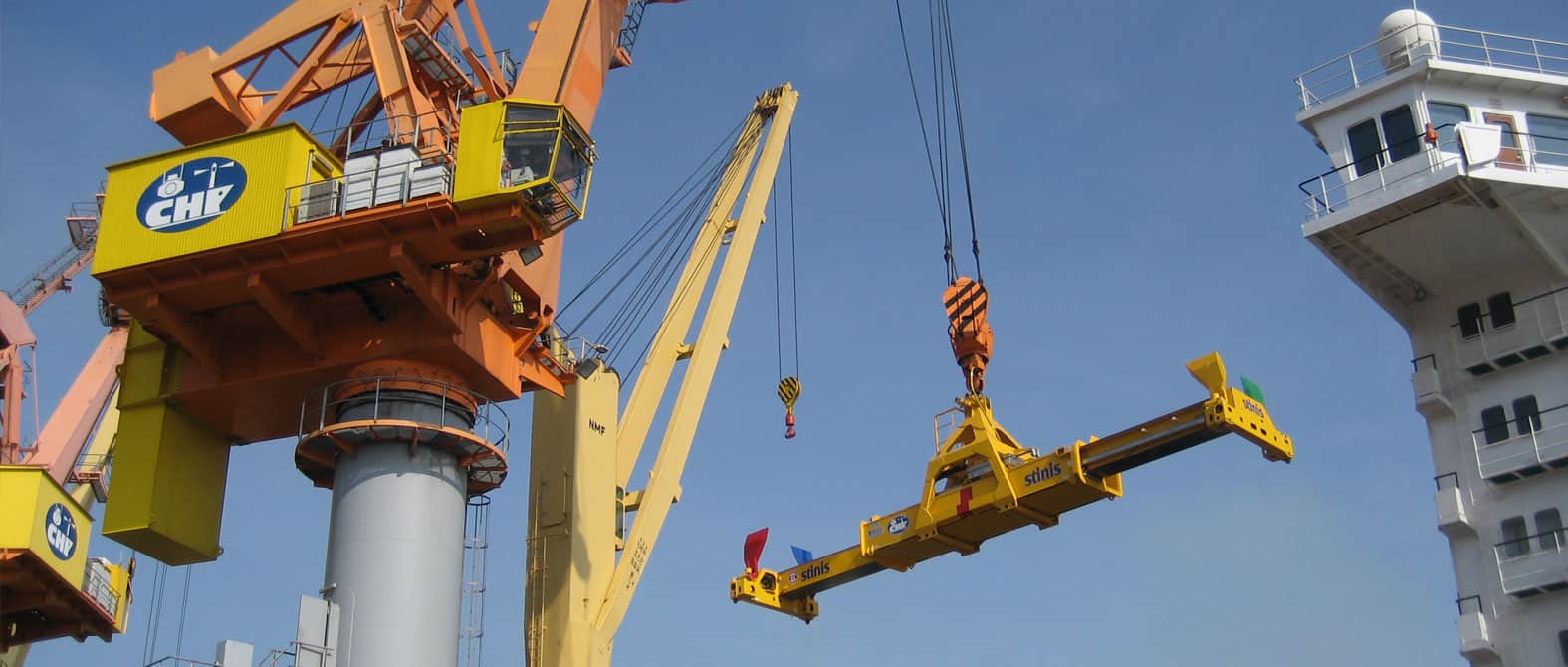 Mobile Harbour Crane Spreaders